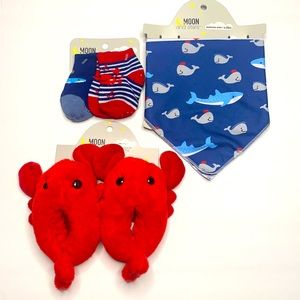 Moon and stars baby bundle socks - booties & bibs